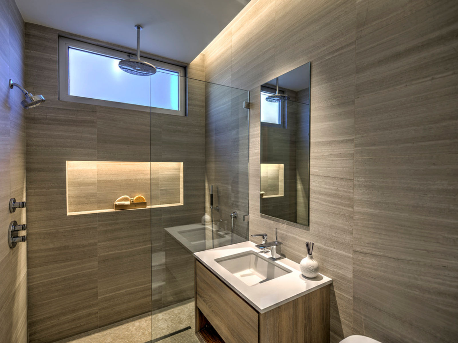 Mar Vista modern luxury by Farnsworth Builders