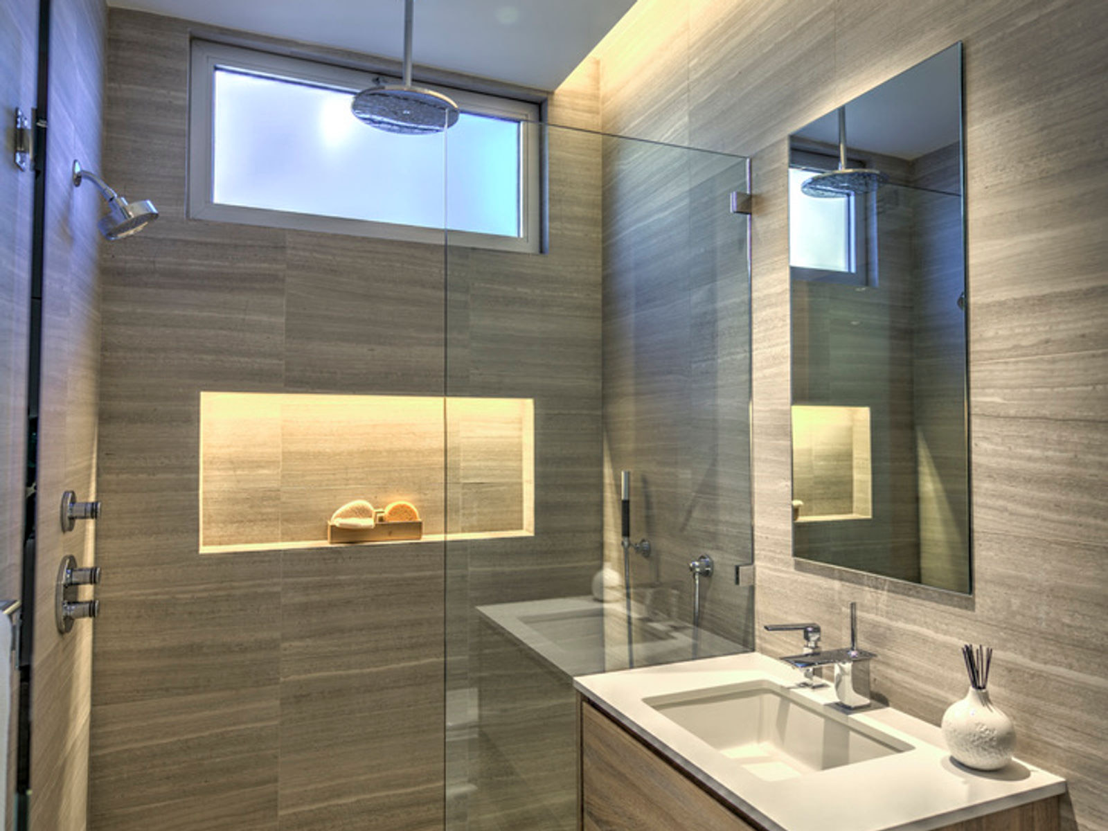 Mar Vista modern luxury by Farnsworth Builders