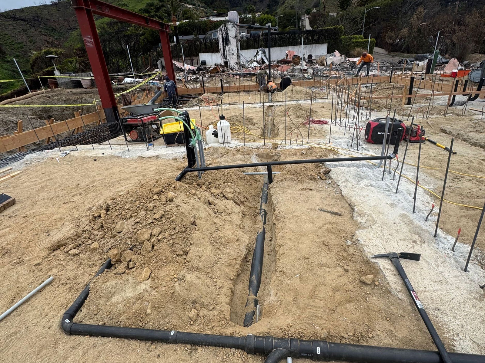 Pacific Palisades new construction-fire rebuild by Farnsworth Builders