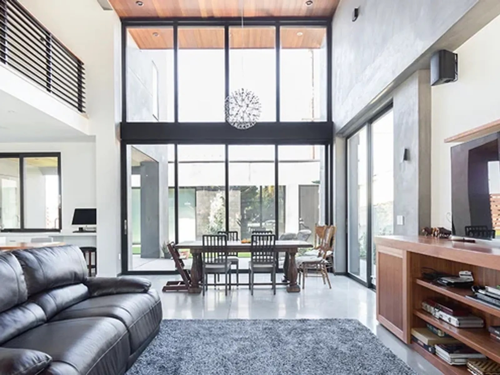Your Future Home: 10 Building Tips