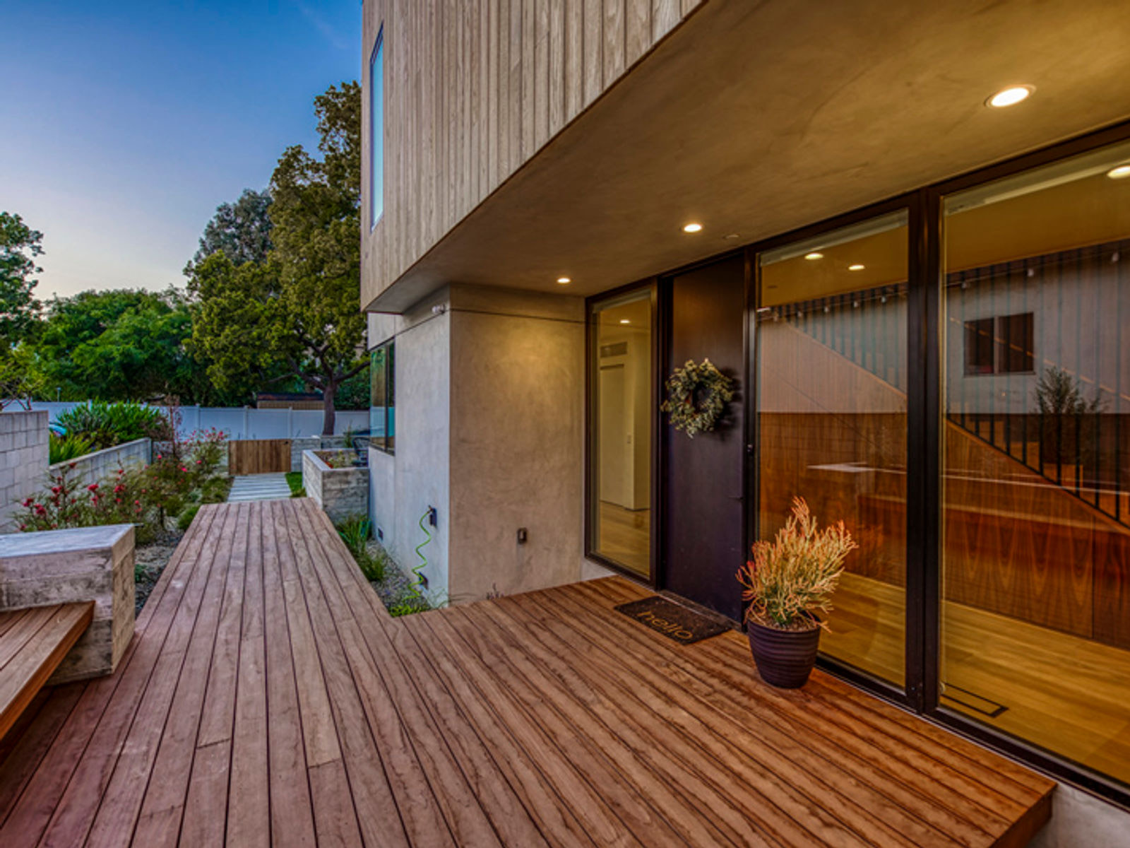 Santa Monica Home Builders — project by Farnsworth Builders