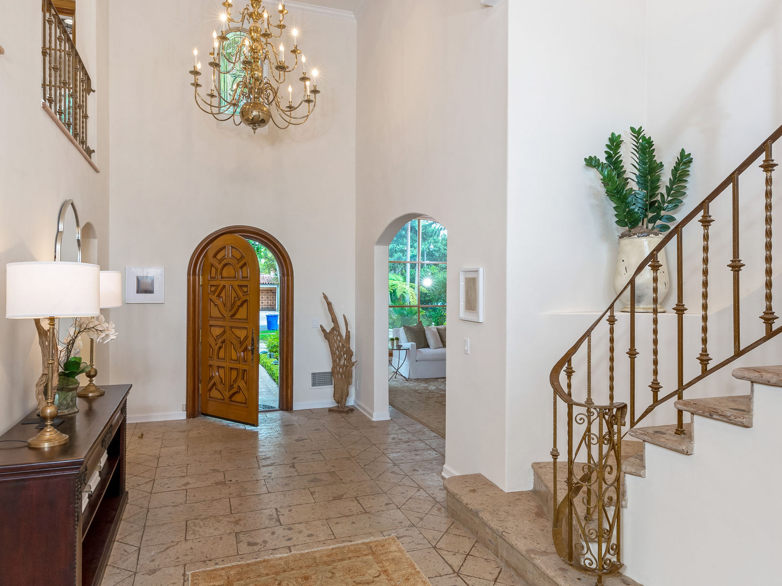 Santa Monica spanish style villa by Farnsworth Builders
